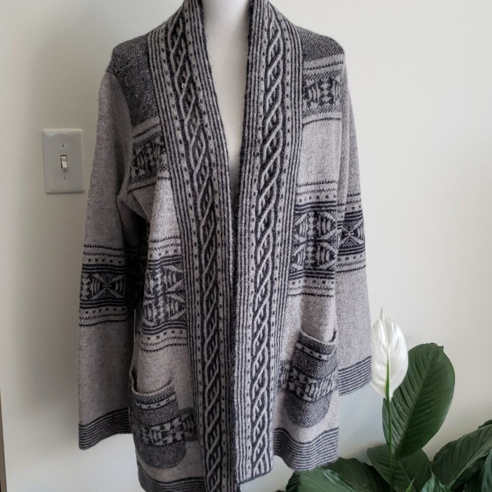 Pendleton Fair Isle Belted Wool Sweater Medium Like New